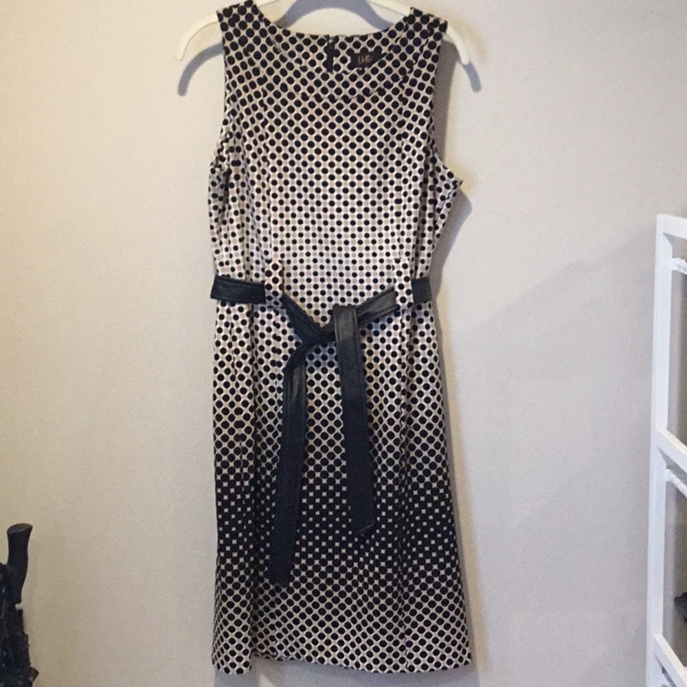 I LE sheath dress with belt Size 10
